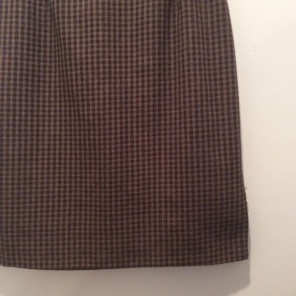 CLOSET CLEAR-OUT Plaid A-Line Skirt - Picture 3 of 4